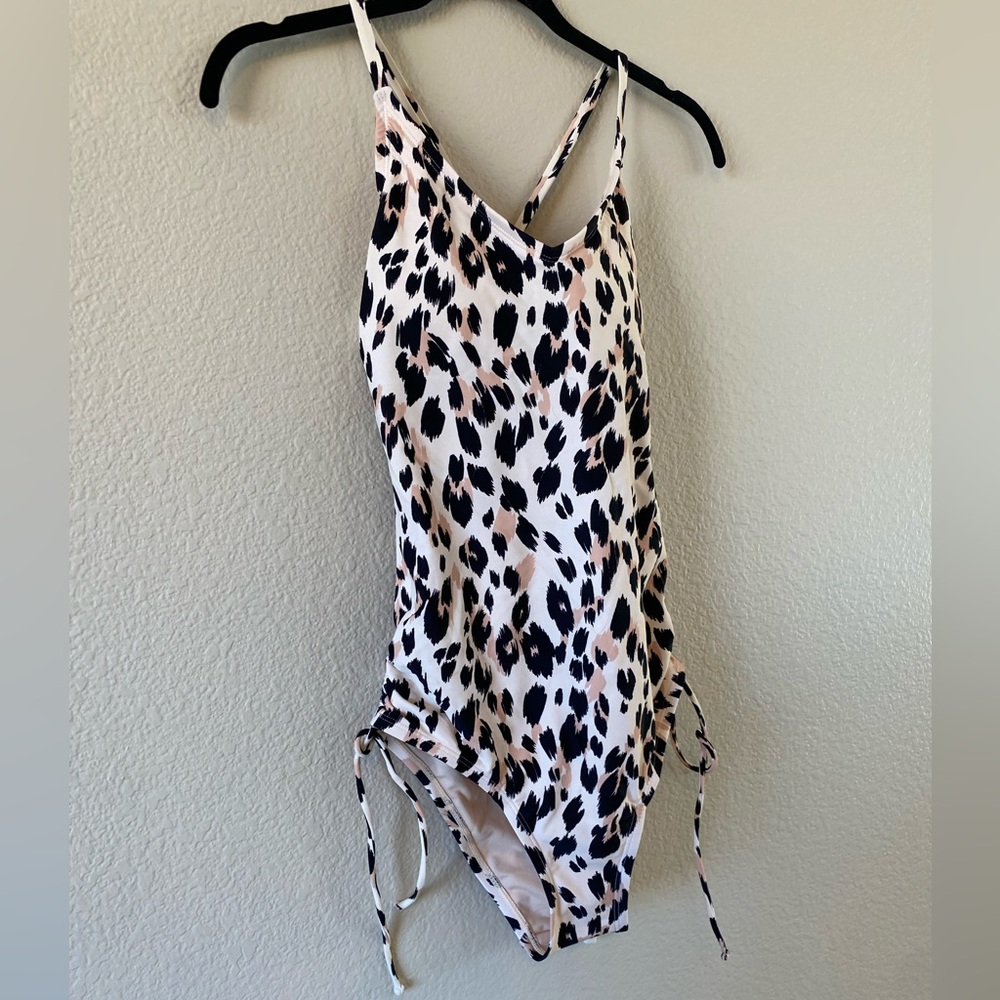 Kona Sol Leopard print one piece bathing suit New M (8-10) - Picture 3 of 7